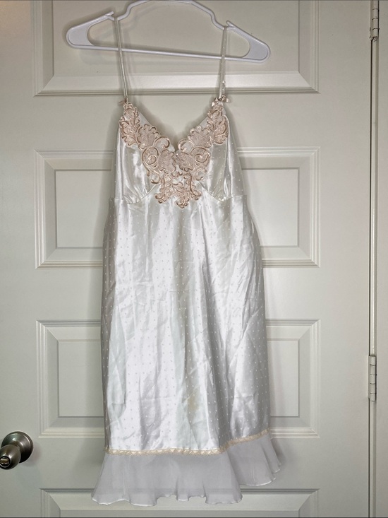 Linea Donatella Other - Linea Donatella Ivory Satin Slip with Blush Lace Applique